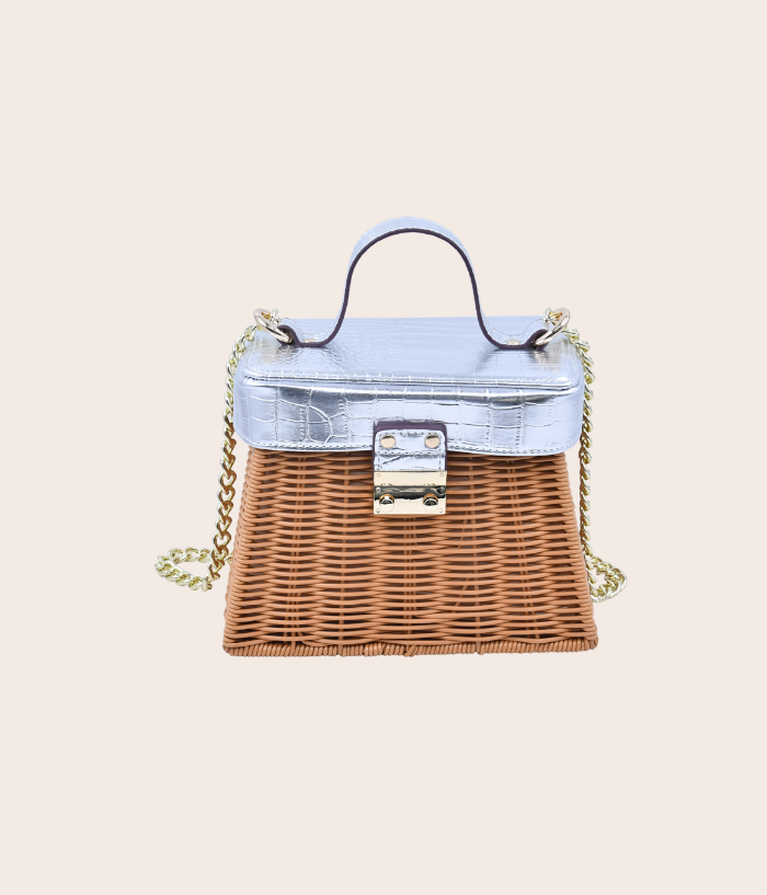 The Cute Carrier