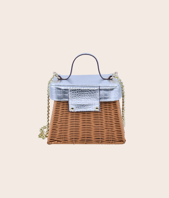 The Cute Carrier