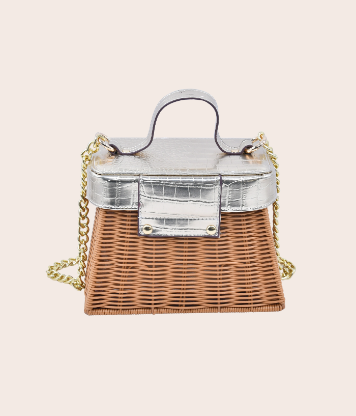 The Cute Carrier