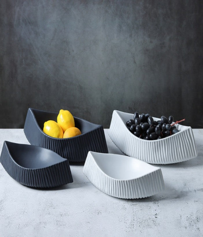 Vivid Vessels (Set of 2 serving dishes)