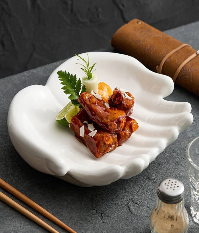 The Hand Mould (Serving plate)