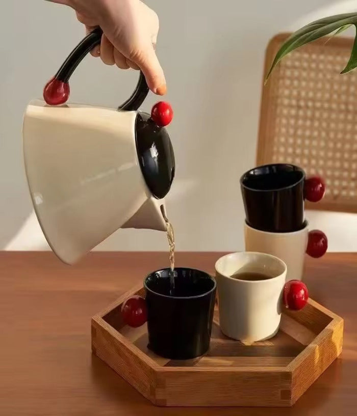 Mug-nificient Designs (Set of 4 cups & 1 Kettle)