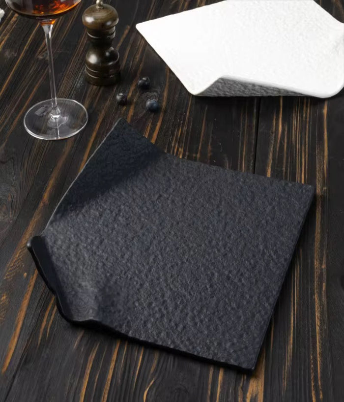 The Coast Ceramic Serving Plate – Black and White Set