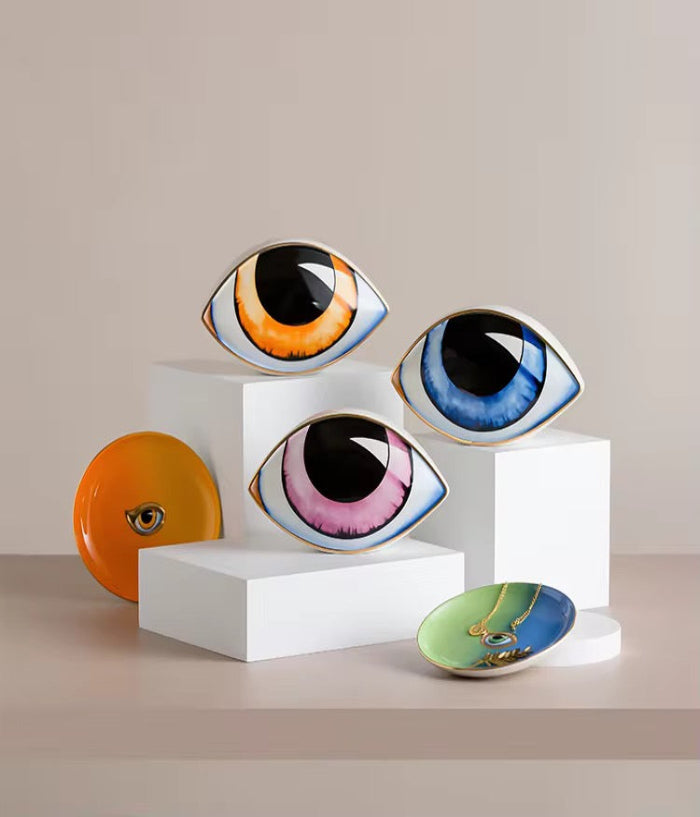 Mr. Blinky (Premium Decor)